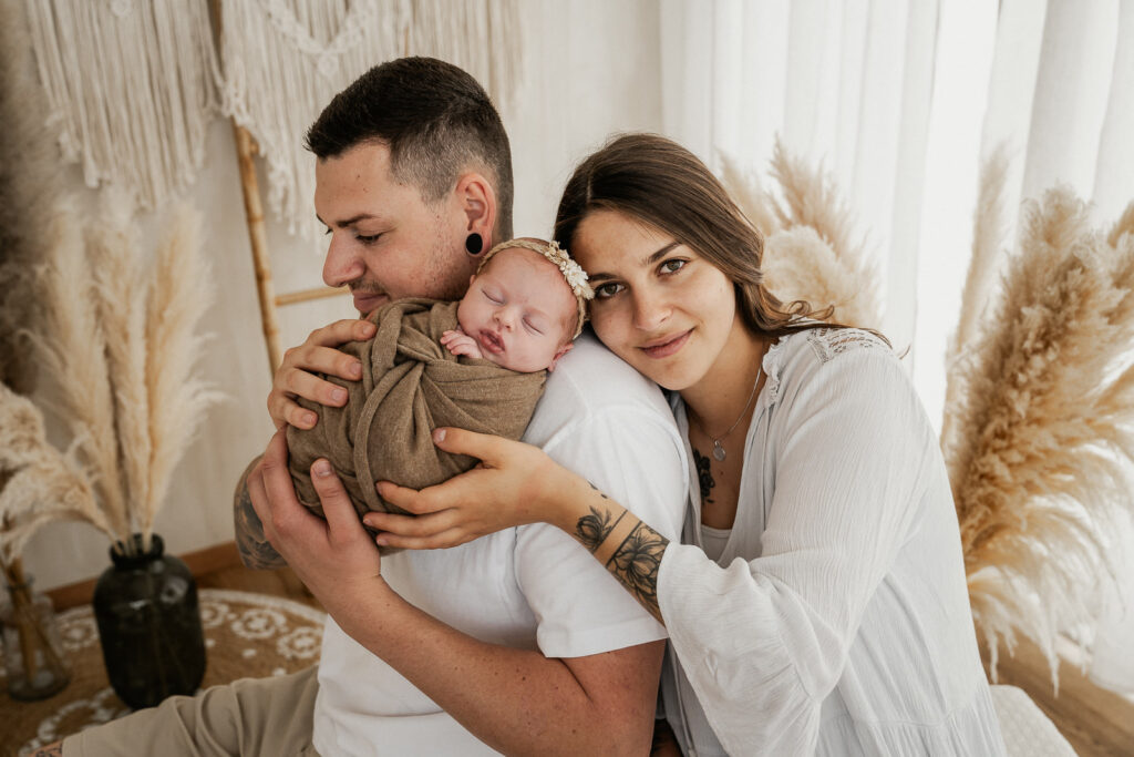 Babyfotografin Weiz, Gleisdorf und Hartberg, Baby mit Eltern