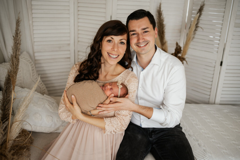 Babyfotografin Weiz, Gleisdorf und Hartberg, Eltern mit Baby